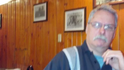Breakers Saloon & Eatery in Ogle County