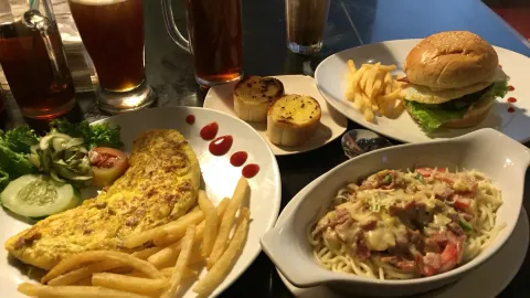Steak Hut in Surabaya