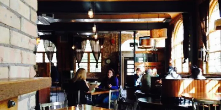 The Brickhouse Bar & Grill