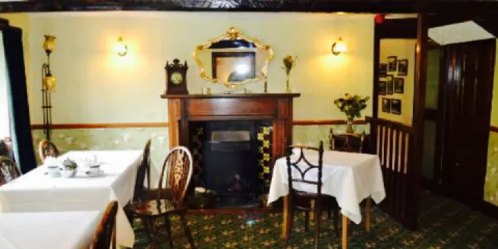 Swallows and Amazons Tearoom & Restaurant at Bank Ground Farm