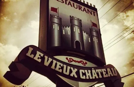 Le Vieux Chateau Restaurant