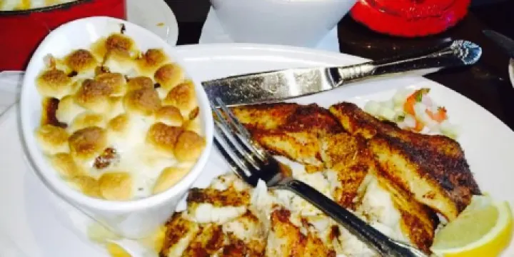 Coaxum's Low Country Cuisine