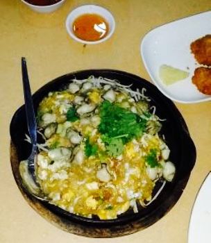 Ruen Petch Suki And Restaurant