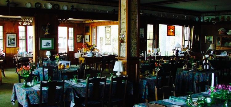 Voss' Birchwood Lodge Restaurant