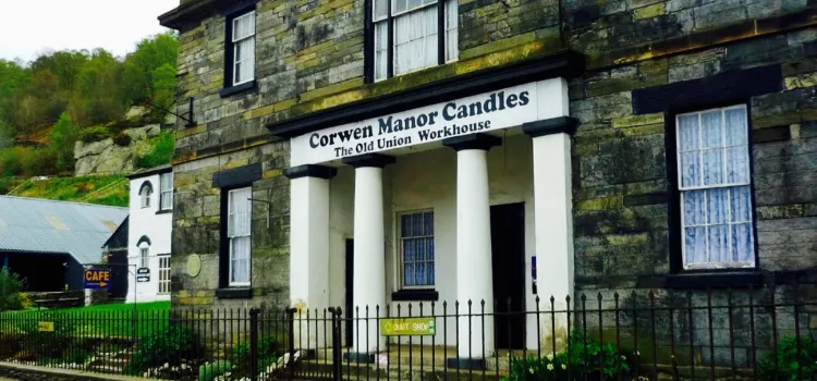 Corwen Manor Cafe