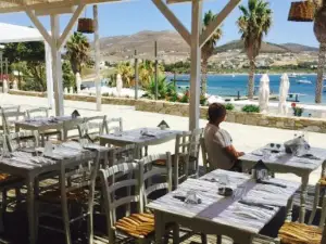 Cabana Paros