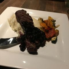 Gold Range Bistro ảnh của người dùng