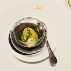 114 Faubourg User Photo
