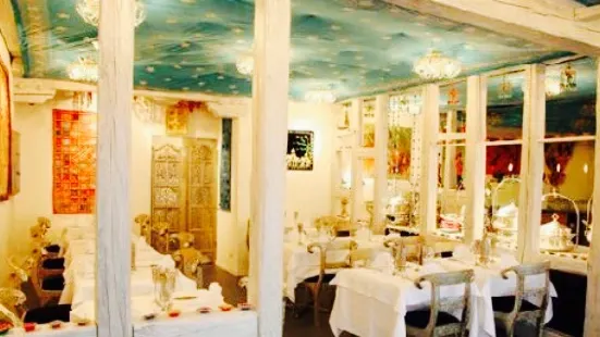 Tandoori Indian Restaurant