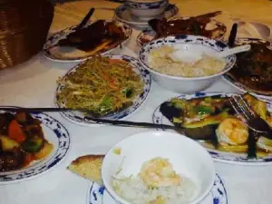 The Wok Inn Chinese Restaurant