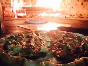 Pizzaria Forno a Lenha