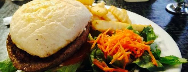 Stonie's Restaurant & Coffee Lounge