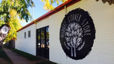 Mudgee Corner Store in 馬奇
