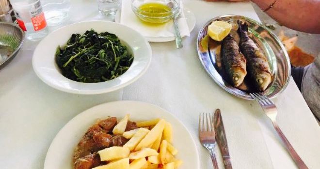 Ta Kalamia - O Floros Restaurant