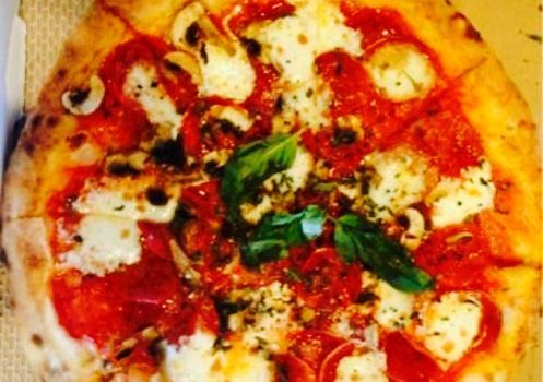 Apizza Di Napoli