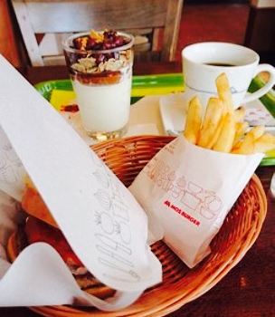 Mos Burgeroita Usuki