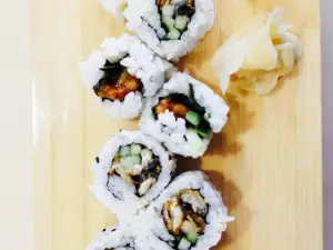 Mesaku Sushi