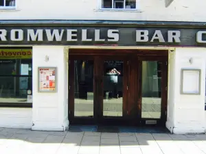 Cromwell's Bar Cafe