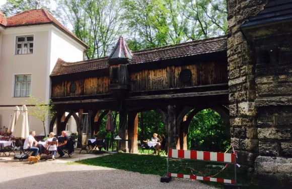 Herkomer Café am Mutterturm