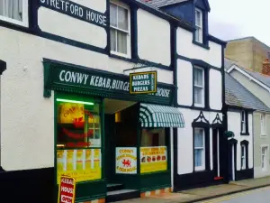 Conwy Kebab, Burger and Pizza House