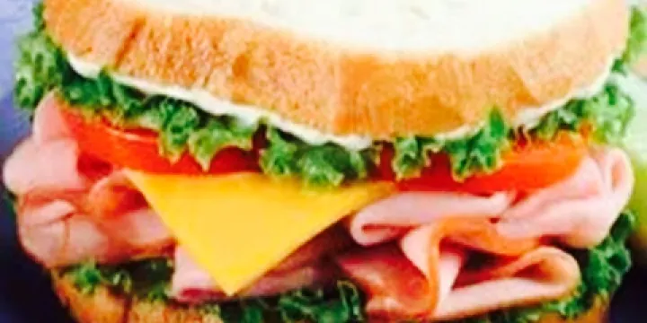 Cambridge Market and Cafe