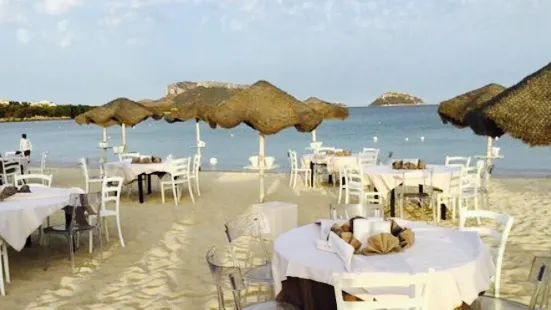 Fino Beach & Restaurant