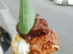 ICE CREAM