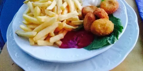 Lucky Lake Pizzeria Piano Bar