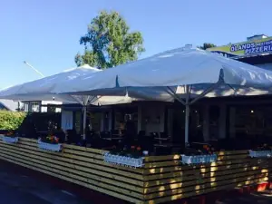 Olands Reastaurang & Pizzeria