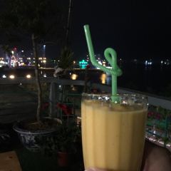 Le Pont CatBa Bar & Restaurant User Photo