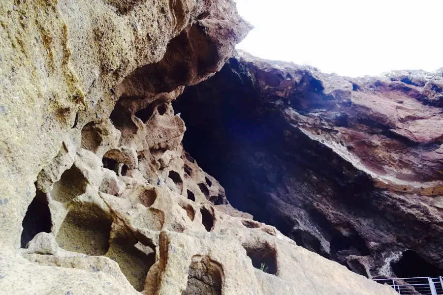 Caves of Valeron