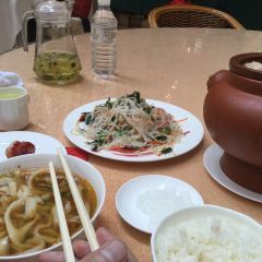 Huayuanda Restaurant 여행 사진