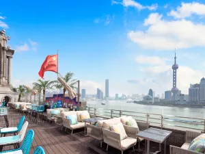 POP on the bund