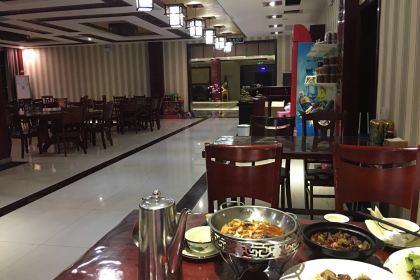 云台山河塘庄园大酒店(原河塘精品酒店)