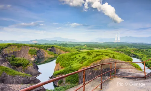 Gaoyi Mountain Tourism Resort
