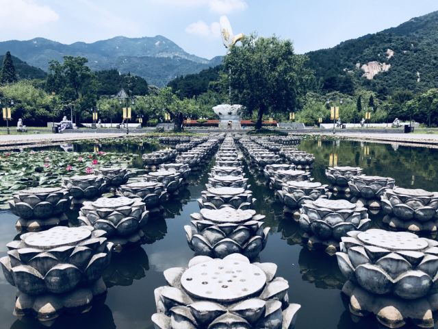 靈山