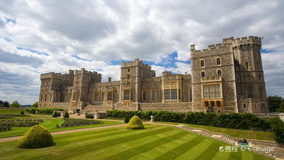 Windsor Castle + Stonehenge + Bath Town one-day tour in the UK|England Classics|Multiple Option available