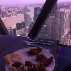 Oriental Pearl Sky Revolving Restaurant User Photo