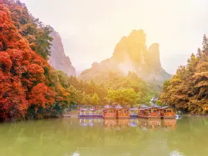 Baofeng Lake