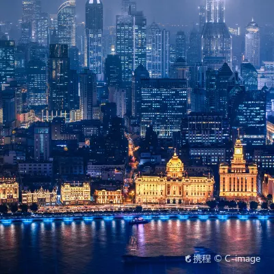 Отели рядом с достопримечательностью «»