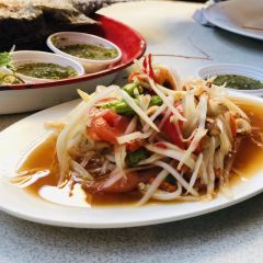 Pawat Somtum Seafood User Photo