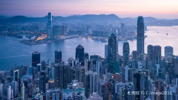 堅尼地城+香港大學+太平山頂+香港故宮文化博物館一日遊