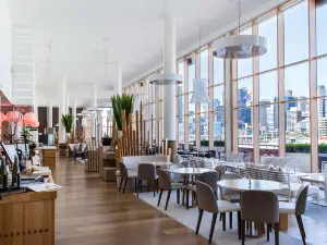 The Ternary on Darling Harbour
