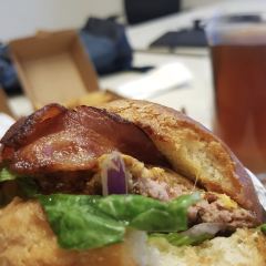 Burgermeister(SCHLESISCHES TOR) User Photo