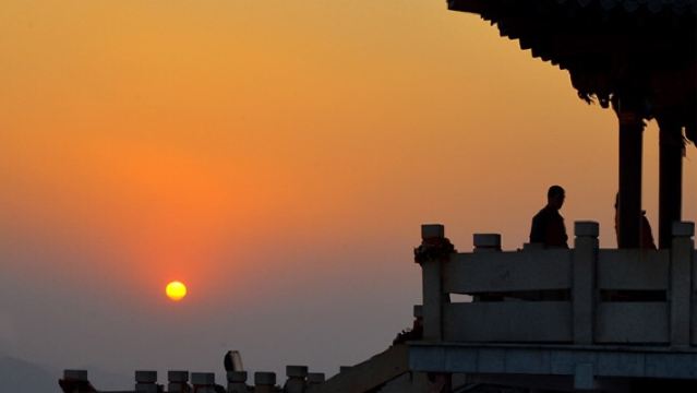 濟南包車趵突泉景區+大明湖景區+千佛山+寬厚里+寬厚里一日遊