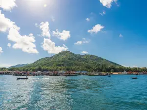 Qingshui (“Clear Water”) Bay