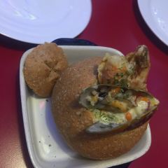 Charlie‘s ảnh của người dùng