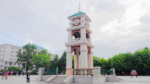 Jiangbian Square