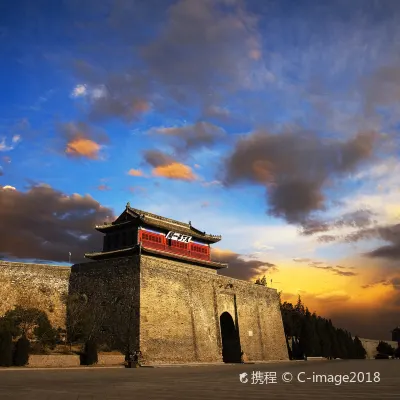 Отзывы об отеле Shanhaiguan Zhujui Quanwang Hotel (Tianxia Diyi Guan Scenic Area)