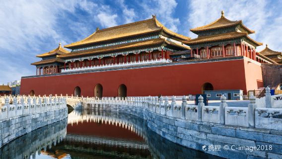 故宮博物院人員導覽【聽了她的故事，愛上了這座城】